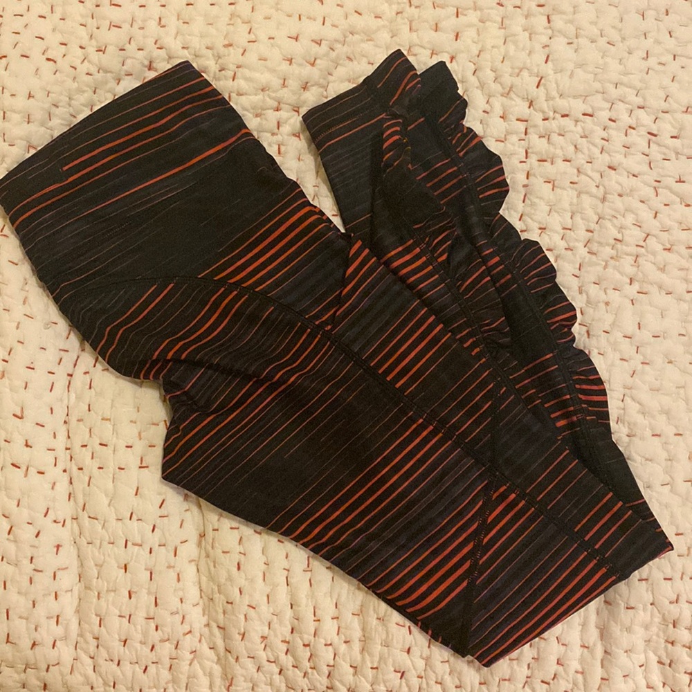 EUC Lululemon striped speed tights